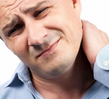 Aches and pains in the neck are symptoms of osteochondrosis of the spine